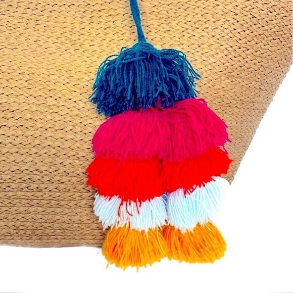 Beach boho chic woven style tote book day bag with yarn pom pom tassel - Picture 2 of 6